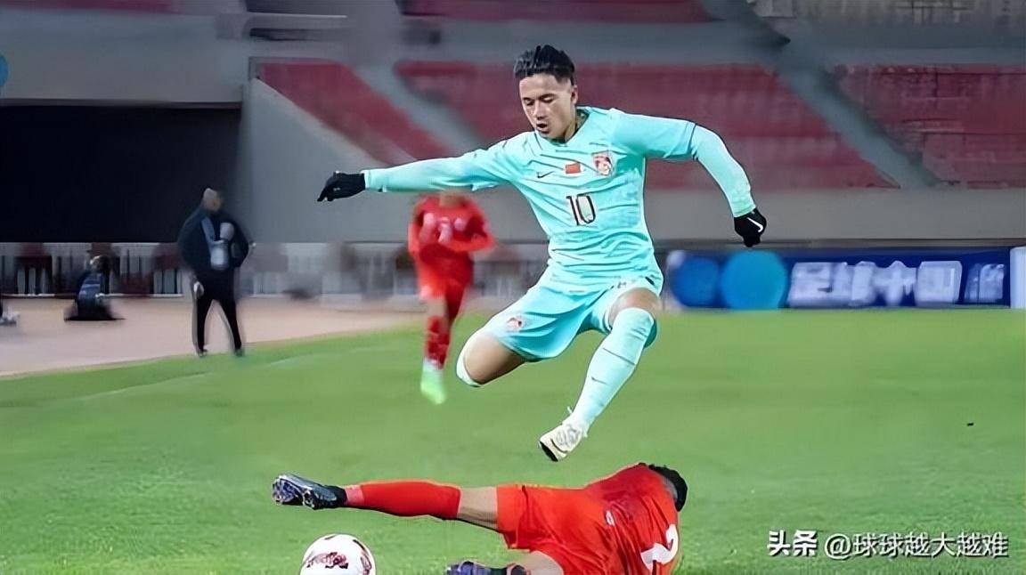 场上球员技压群雄，团队配合令人惊叹的简单介绍