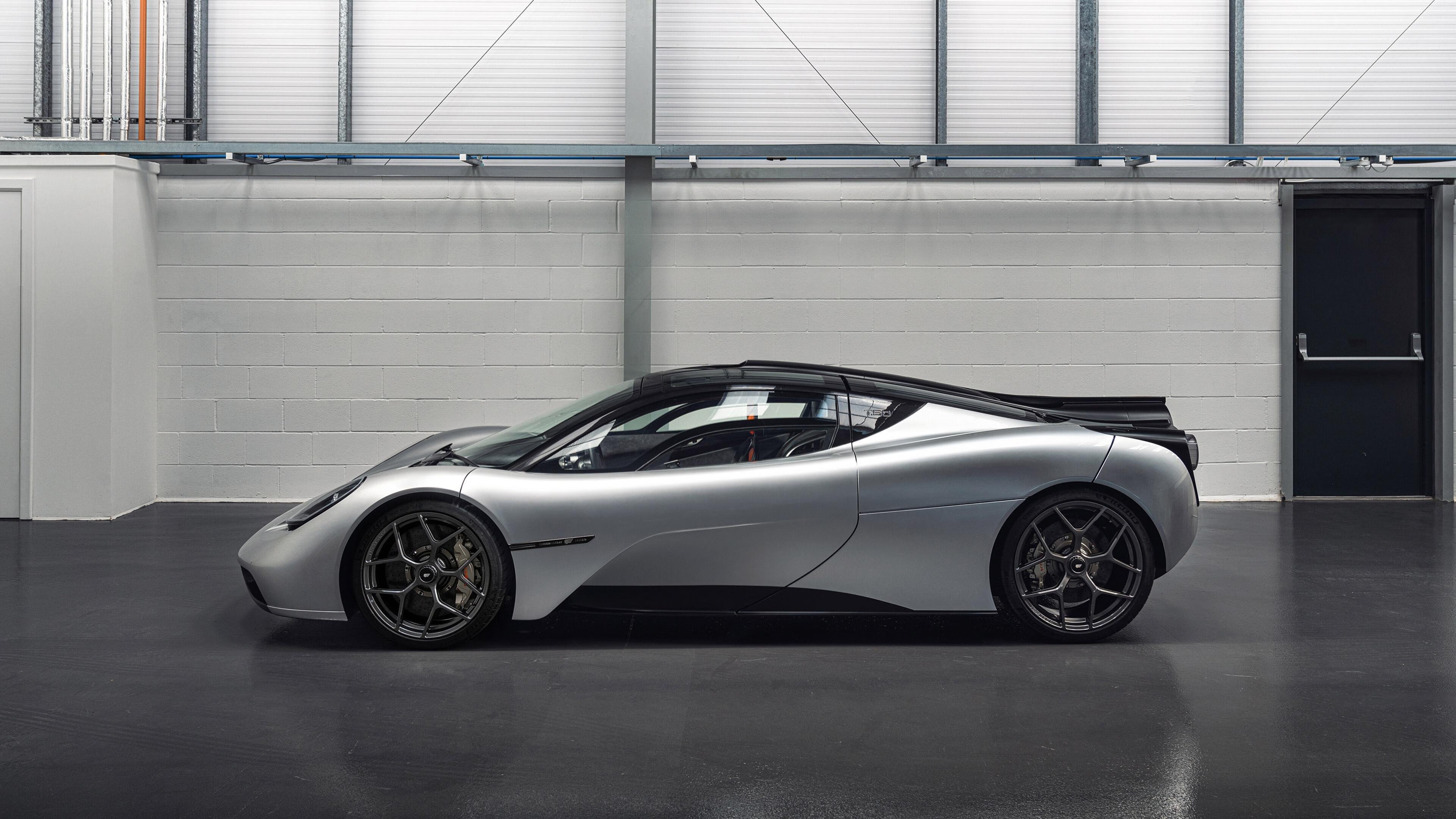 卡马文加双响炮击沉南大王，欧冠上演安氏革命续章