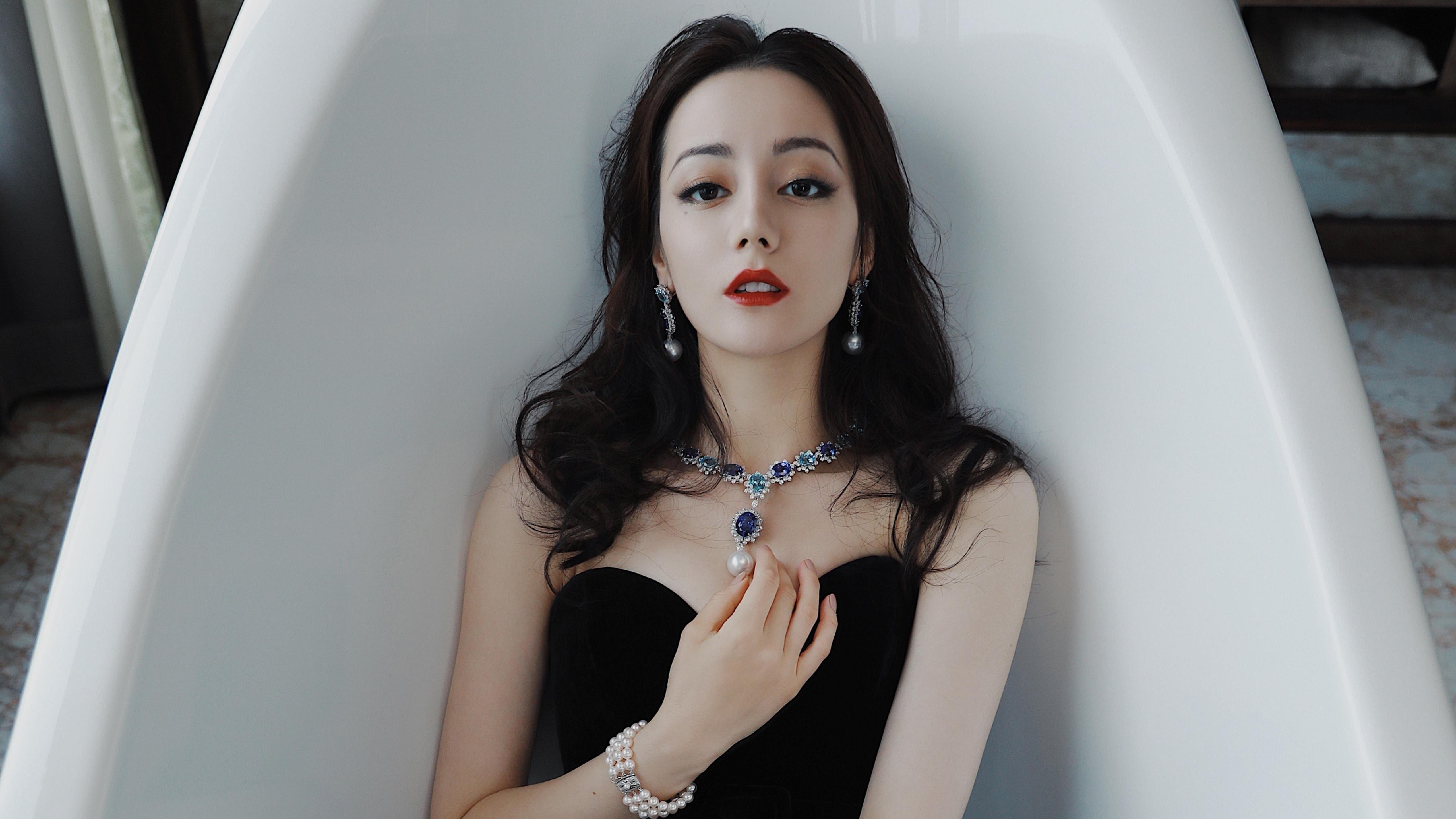 枪手闪电战，布雷默双响炮，阿森纳3-0速胜那不勒斯