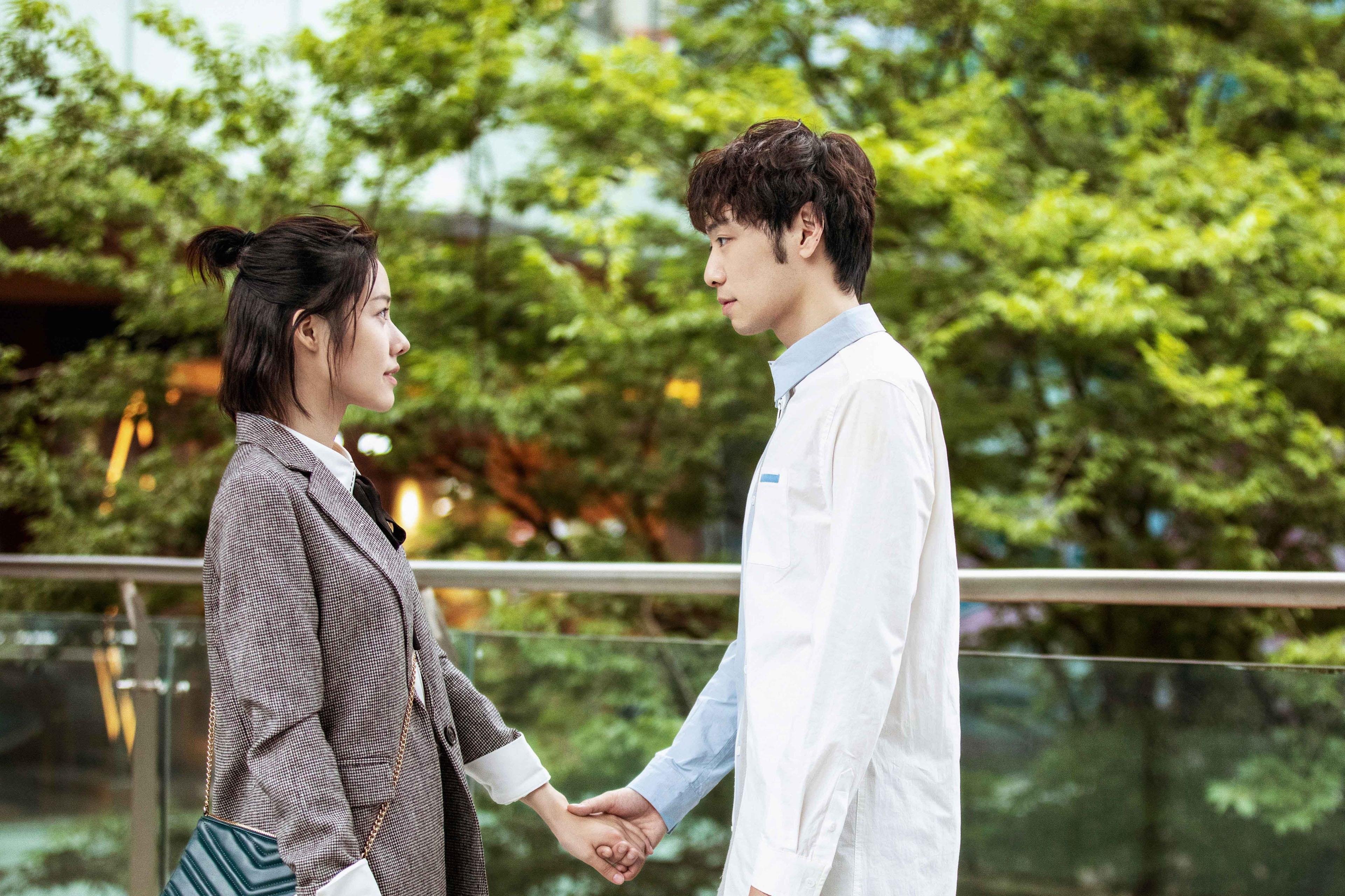 世界排名争夺战之夜，三笘薰成为全场焦点