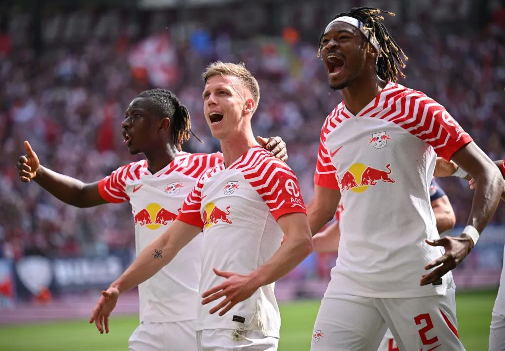 开云体育官方网站-日本对阵勒沃库森，三笘薰带动全队节奏