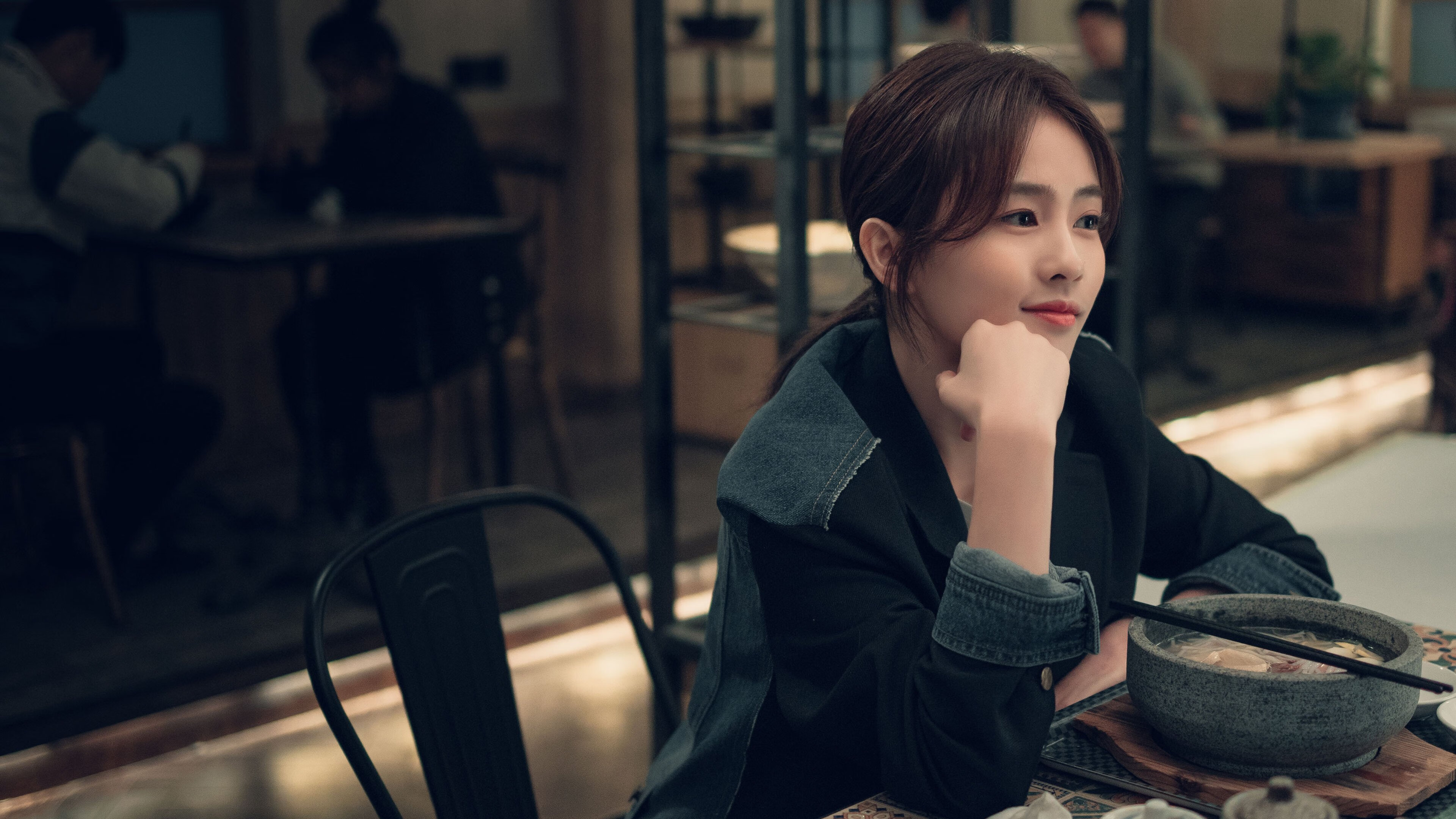 布雷默一锤定音，希腊险胜澳大利亚成功突围